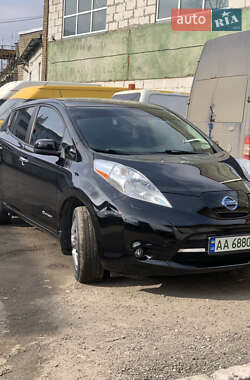 Хетчбек Nissan Leaf 2014 в Києві