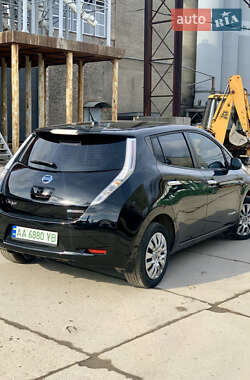 Хетчбек Nissan Leaf 2014 в Києві