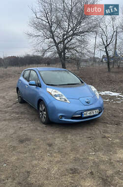 Хетчбек Nissan Leaf 2013 в Кам'янському