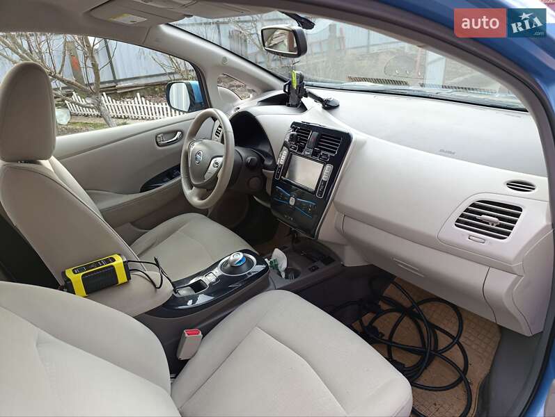 Хетчбек Nissan Leaf 2012 в Радомишлі фото 6 Хетчбек Nissan Leaf 2012 в Радомишлі