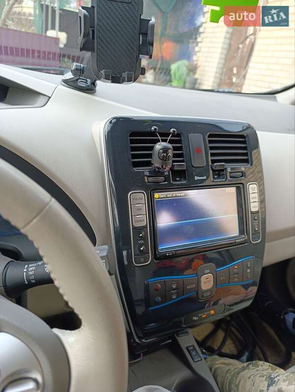Хетчбек Nissan Leaf 2012 в Радомишлі фото 3 Хетчбек Nissan Leaf 2012 в Радомишлі