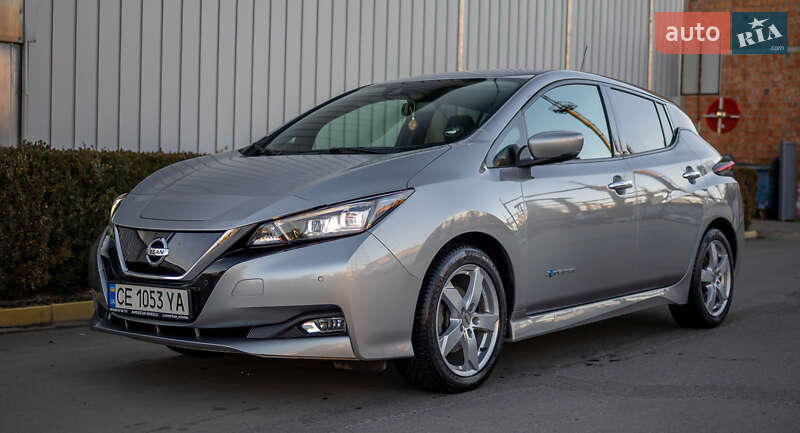 Хетчбек Nissan Leaf 2019 в Чернівцях