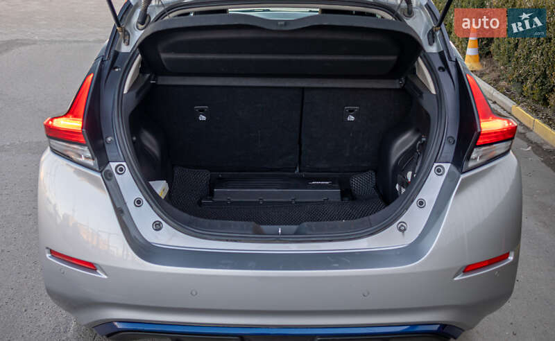 Хетчбек Nissan Leaf 2019 в Чернівцях