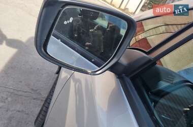 Хэтчбек Nissan Leaf 2023 в 