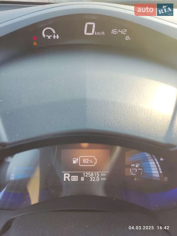 Хэтчбек Nissan Leaf 2013 в Киеве фото 10 Хэтчбек Nissan Leaf 2013 в Киеве