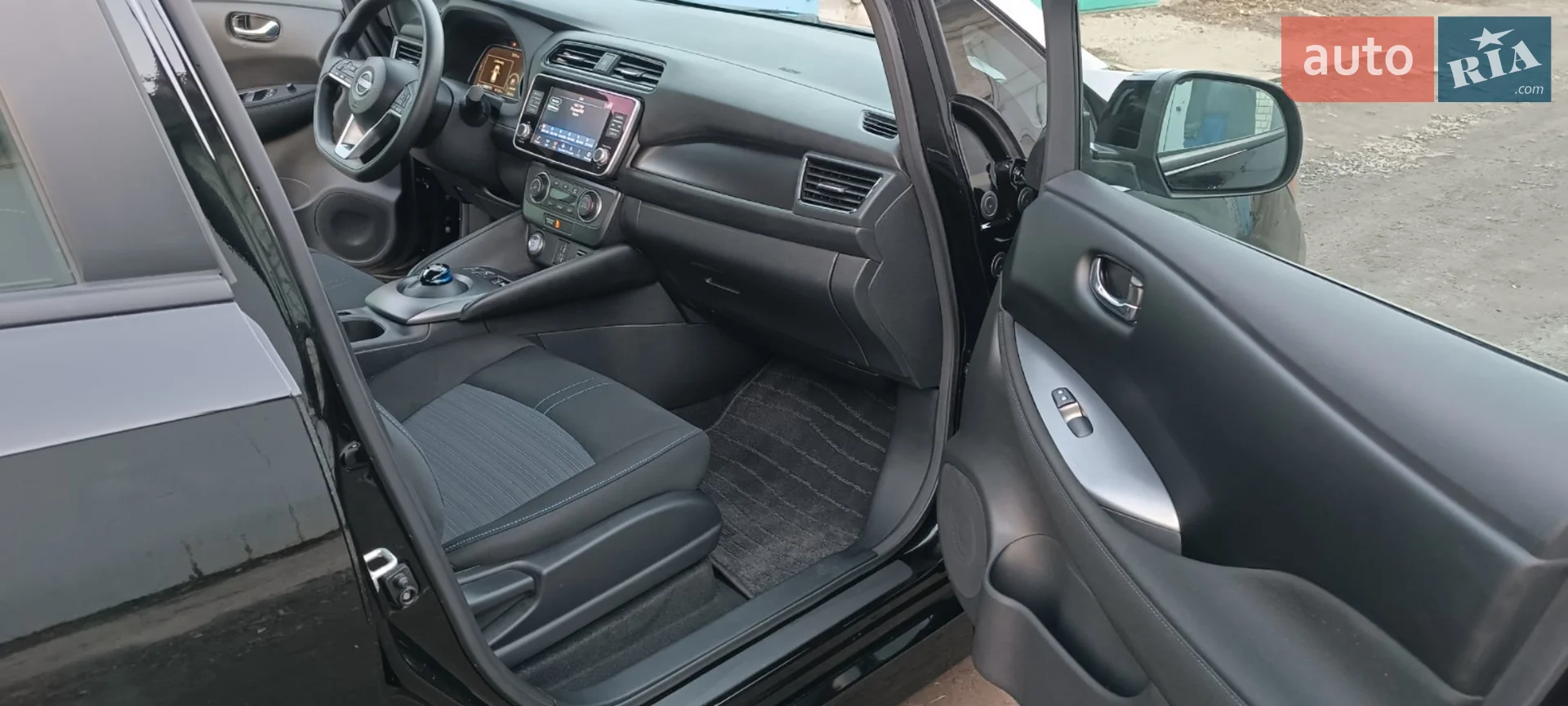 2023 Nissan Leaf - мініатюра 11
