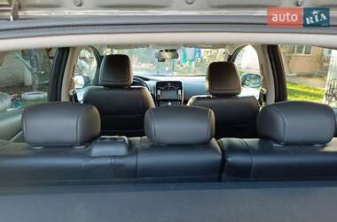 Хэтчбек Nissan Leaf 2014 в 