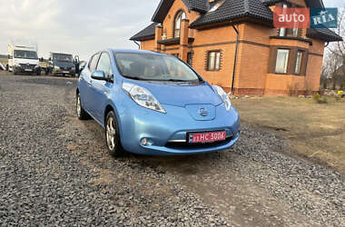 Хэтчбек Nissan Leaf 2011 в Луцке