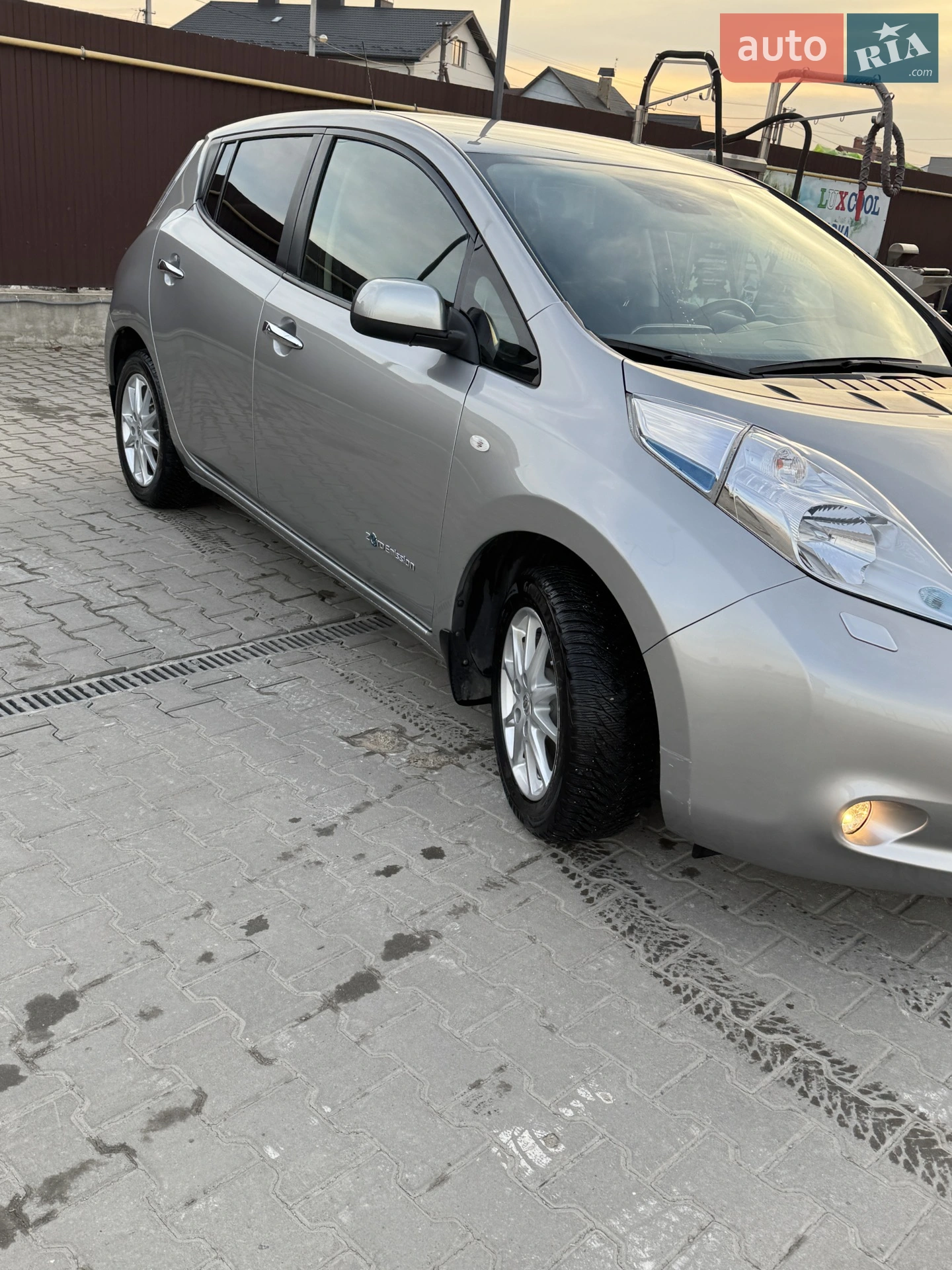 2017 Nissan Leaf - мініатюра 4