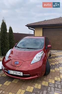 Хетчбек Nissan Leaf 2015 в Вишгороді