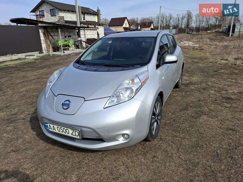 Nissan Leaf 2015