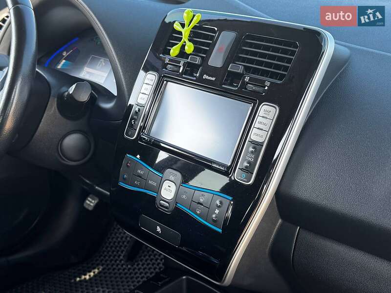 Хэтчбек Nissan Leaf 2014 в Харькове