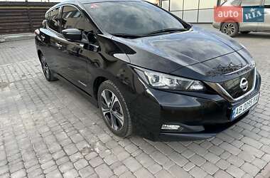 Хэтчбек Nissan Leaf 2018 в Виннице