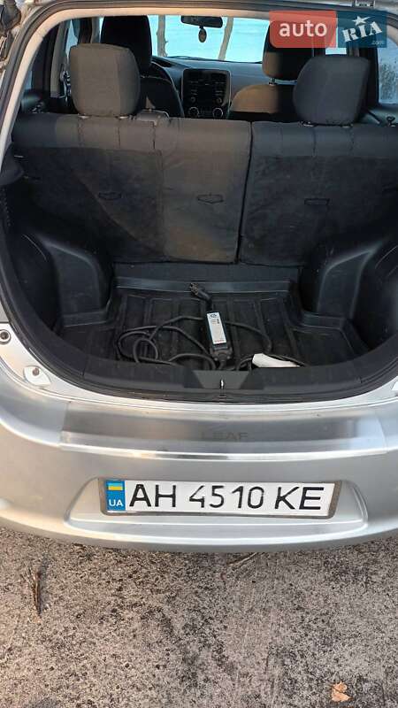 Хетчбек Nissan Leaf 2014 в Кременчуці