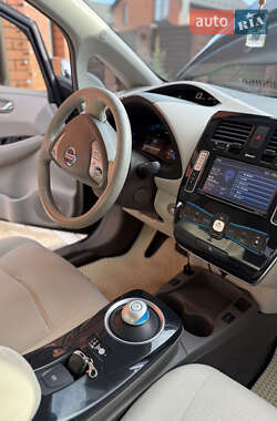 Хэтчбек Nissan Leaf 2012 в Виннице