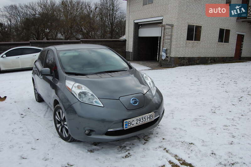 Хэтчбек Nissan Leaf 2017 в Львове фото 11 Хэтчбек Nissan Leaf 2017 в Львове