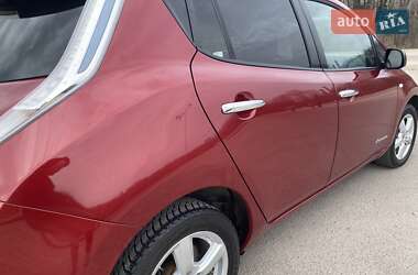 Хетчбек Nissan Leaf 2015 в Дніпрі