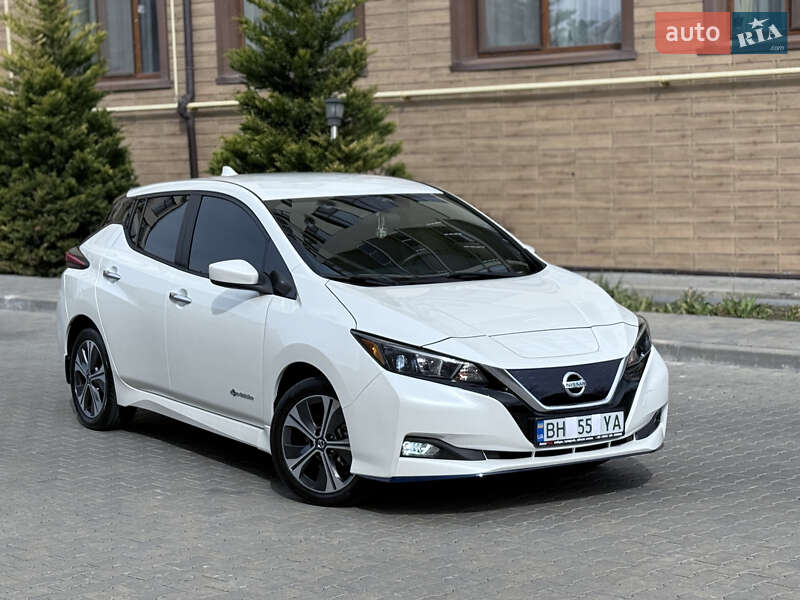 Хетчбек Nissan Leaf 2019 в Одесі