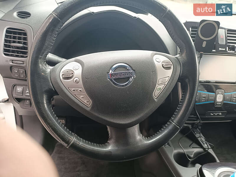 Хетчбек Nissan Leaf 2013 в Білій Церкві фото 12 Хетчбек Nissan Leaf 2013 в Білій Церкві