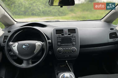 Хэтчбек Nissan Leaf 2014 в 