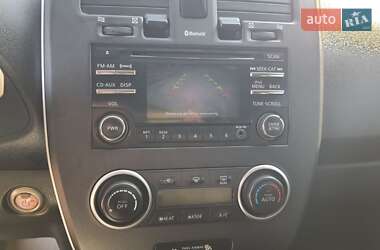 Хетчбек Nissan Leaf 2013 в 