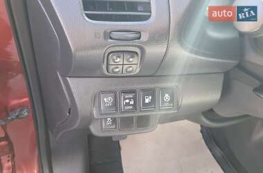 Хетчбек Nissan Leaf 2013 в 