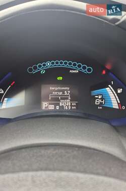 Хэтчбек Nissan Leaf 2015 в Кропивницком