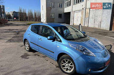 Хэтчбек Nissan Leaf 2012 в Ровно