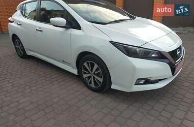 Хэтчбек Nissan Leaf 2019 в Хмельницком