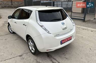 Хэтчбек Nissan Leaf 2014 в 