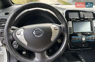 Хэтчбек Nissan Leaf 2014 в 