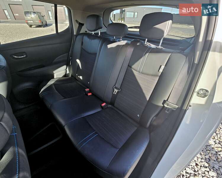 Хетчбек Nissan Leaf 2019 в Глибокій