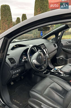 Хетчбек Nissan Leaf 2014 в 