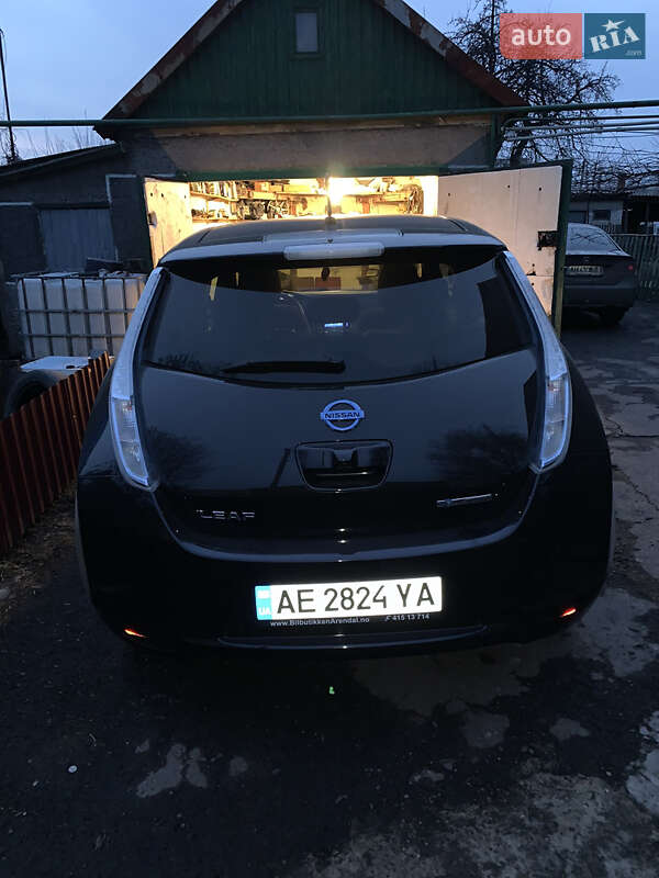 Хэтчбек Nissan Leaf 2013 в Днепре фото 4 Хэтчбек Nissan Leaf 2013 в Днепре
