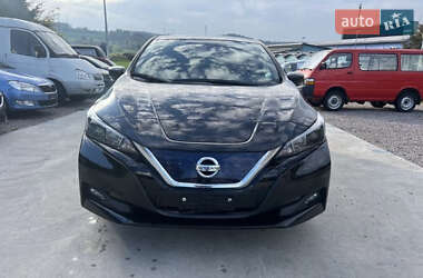 Хетчбек Nissan Leaf 2018 в 