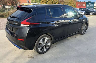 Хетчбек Nissan Leaf 2018 в 