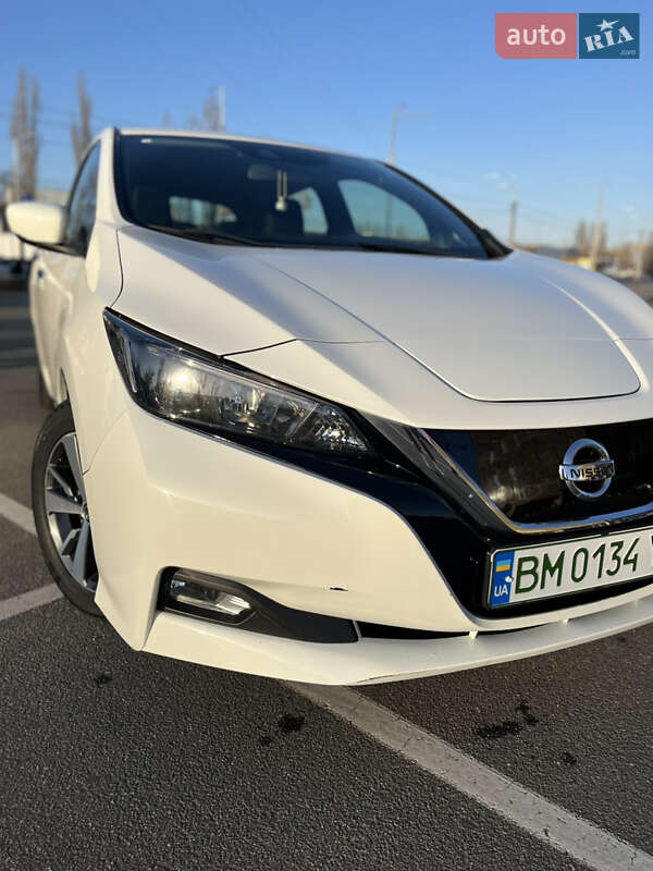 Хэтчбек Nissan Leaf 2019 в Конотопе