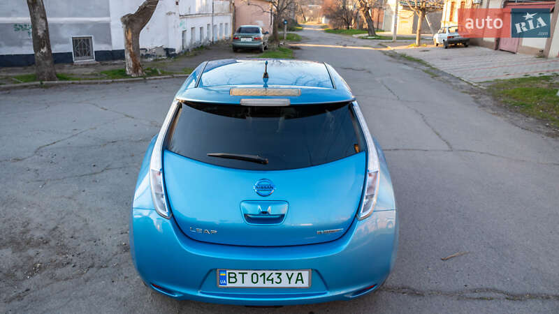 Хетчбек Nissan Leaf 2012 в Херсоні