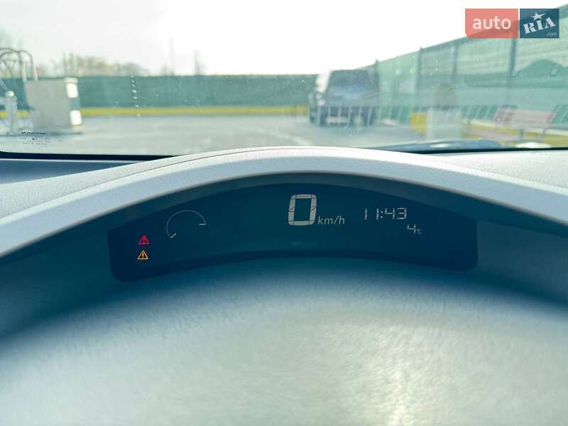 Хетчбек Nissan Leaf 2011 в Одесі