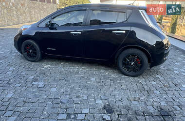 Хэтчбек Nissan Leaf 2016 в 