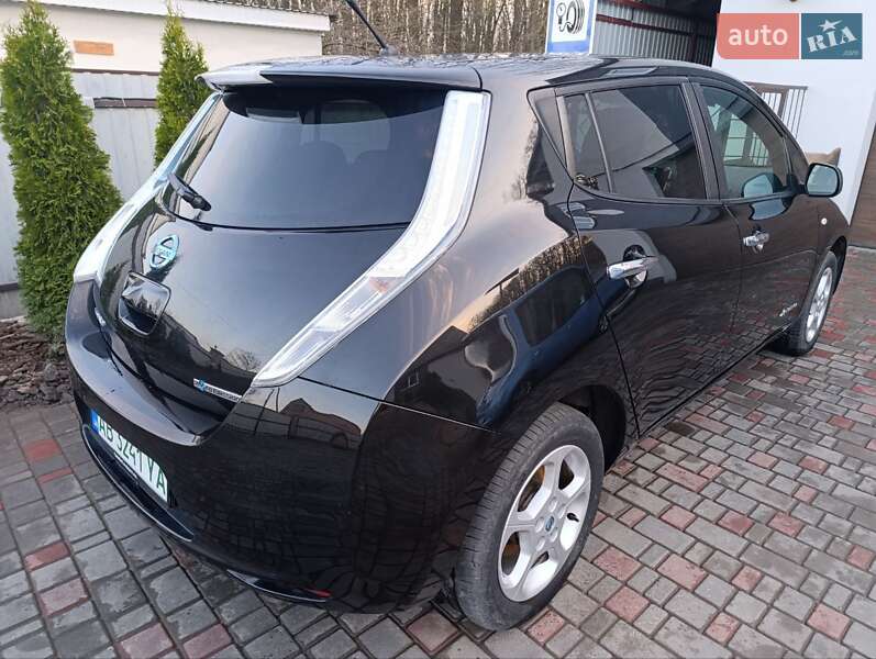 Хетчбек Nissan Leaf 2014 в Вінниці