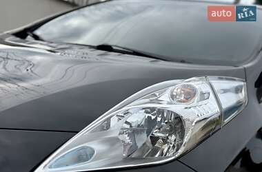 Хэтчбек Nissan Leaf 2016 в 