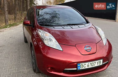 Хэтчбек Nissan Leaf 2014 в Львове