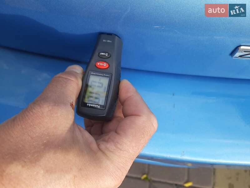 Хетчбек Nissan Leaf 2013 в Луцьку