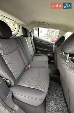 Хэтчбек Nissan Leaf 2014 в 