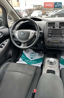 Хэтчбек Nissan Leaf 2014 в 
