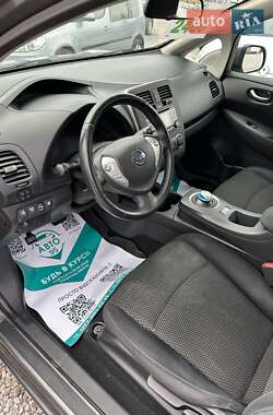 Хэтчбек Nissan Leaf 2014 в 