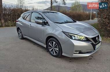 Хетчбек Nissan Leaf 2019 в 