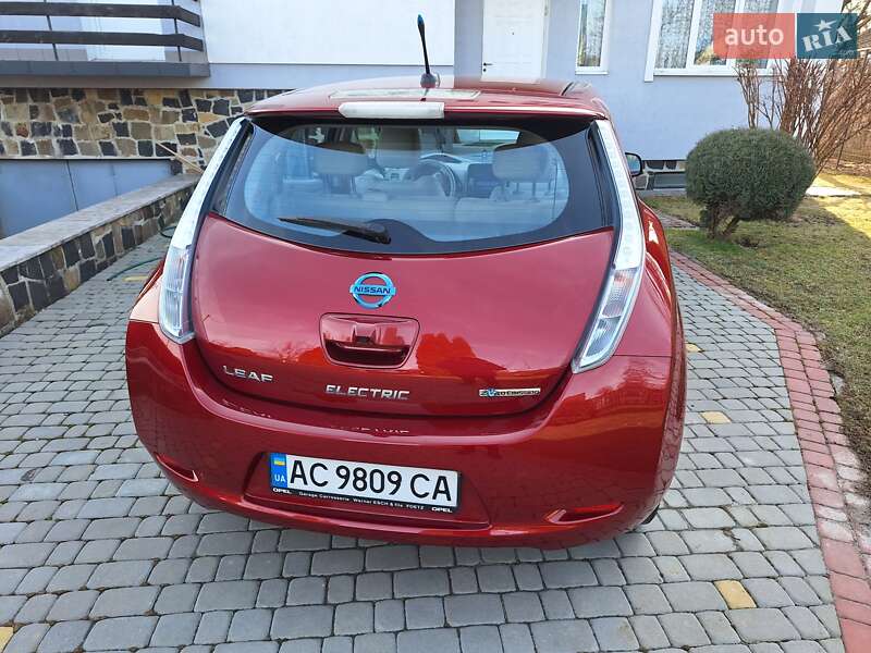 Хетчбек Nissan Leaf 2012 в Луцьку