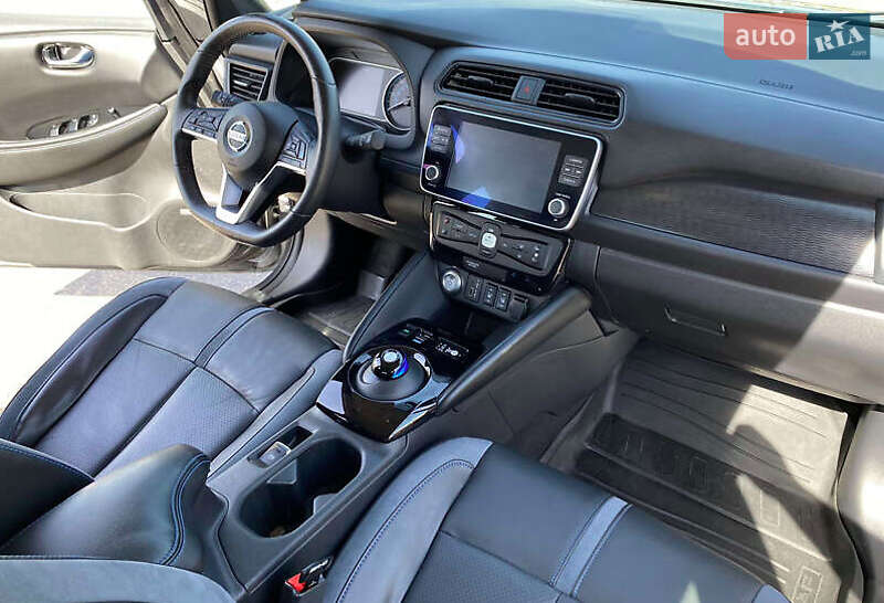 Хэтчбек Nissan Leaf 2021 в Виннице фото 25 Хэтчбек Nissan Leaf 2021 в Виннице